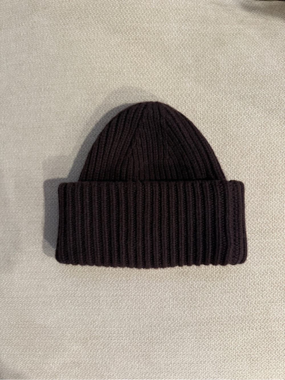 Veronica Beard Cashmere Ribbed Knit Beanie in Dark Brown